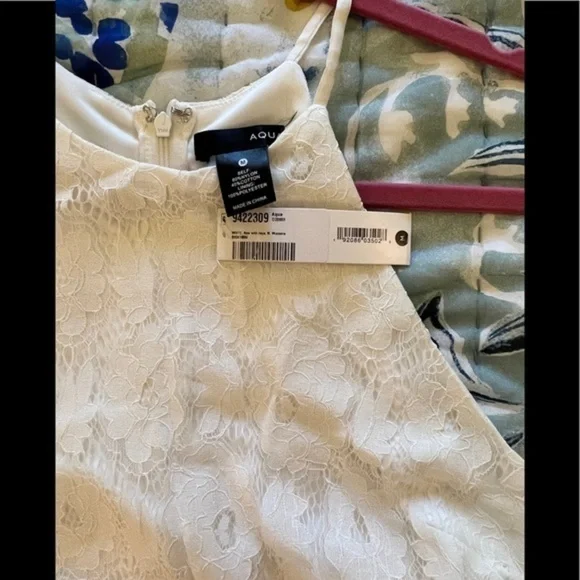 AQUA BLOOMINGDALE’S M Lace High-Neck Sleeveless Mini Dress - Picture 5 of 10